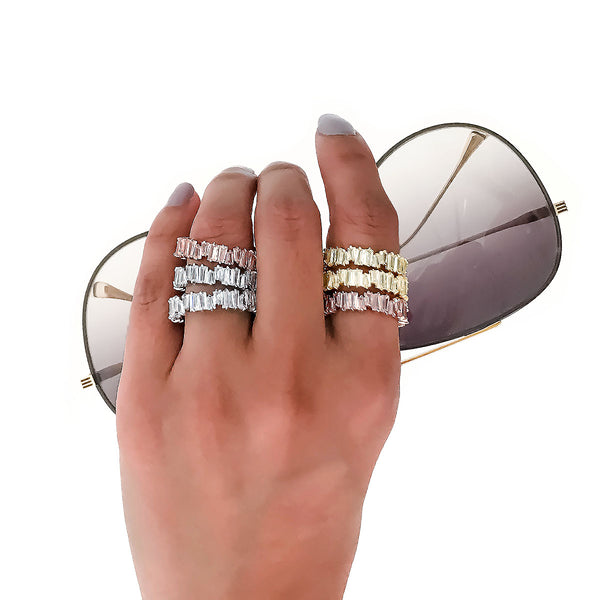 ESSIA BAGUETTE ROSE GOLD RING